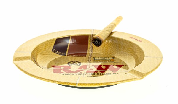 Raw Aschenbecher aus Metall mit Magnet